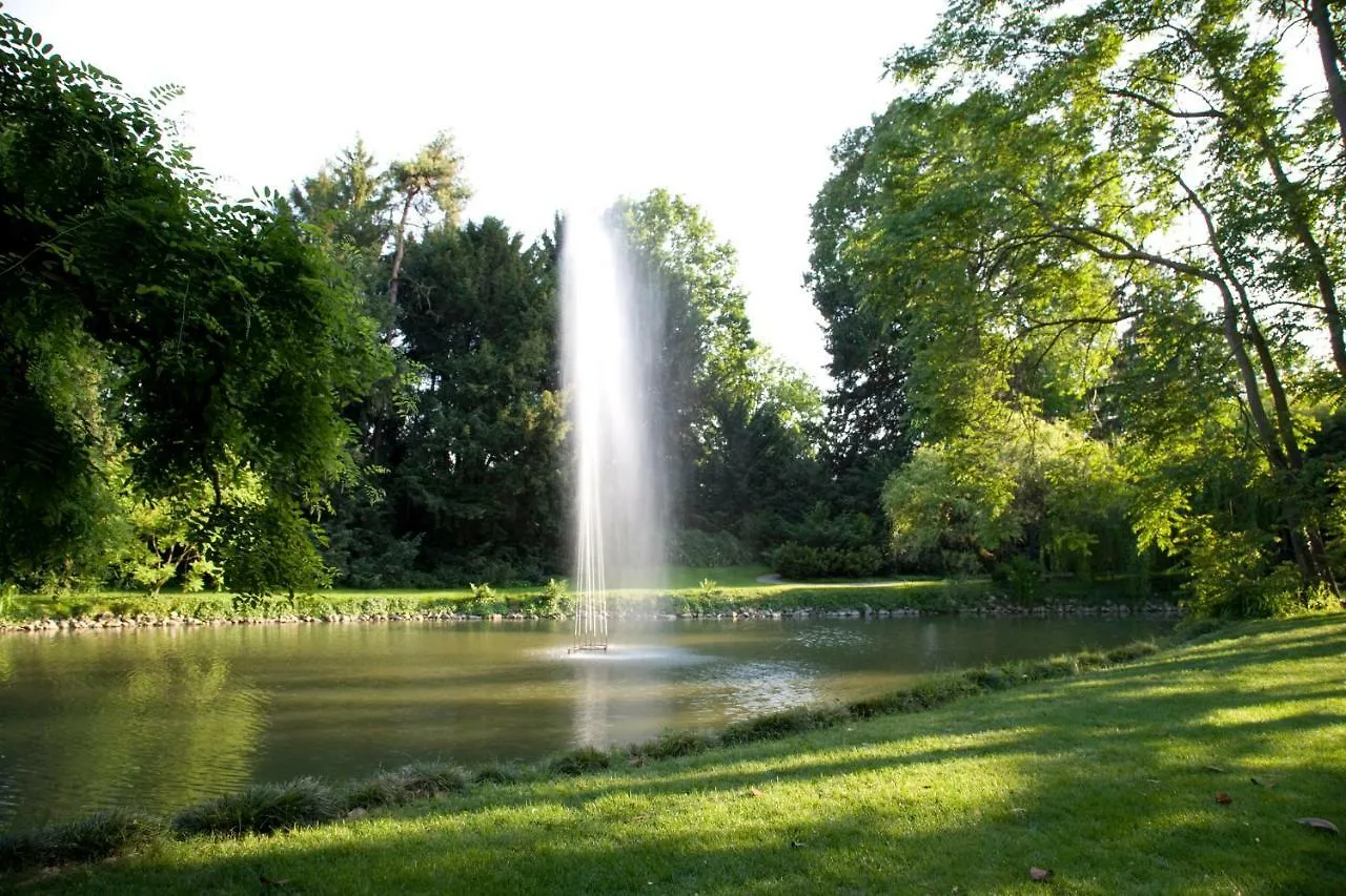 בית הארחה Stagno Lombardo 	Agriturismo Cascina Farisengo 0*,