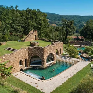 https://la-cerreta-terme-di-sassetta.it-tuscanyhotel.com